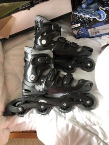 skates size 9-12