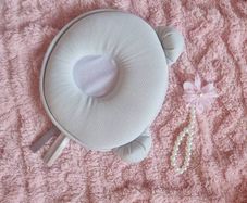 baby pillow from newborn