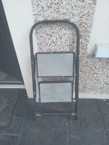 Step ladder