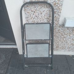 Step ladder