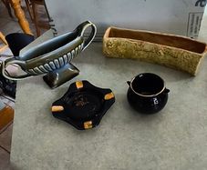 4 Irish made items- Ceramic Arklow pottery ashtray 32.00 euro.  Vintage Ceramic Arklow pottery small bowl 22.00 euro. Carrig ware pottery flower dish holder / vase 28.00 euro.  vintage Wade Irish Porcelain double-handled pedestal mantle vase or planter. 4