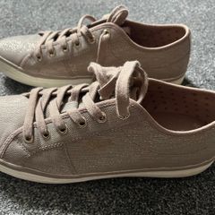 S Oliver trainers