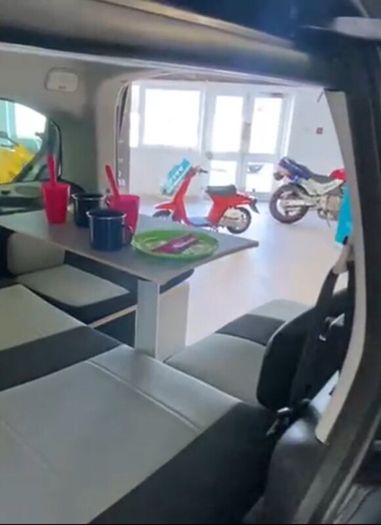 Mini camper Citroen Berlingo Multispace 2012