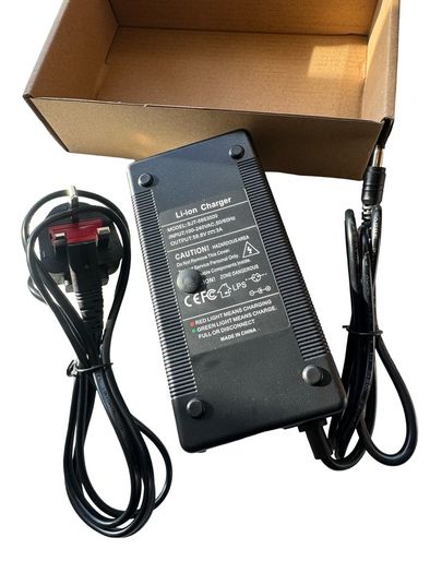 Kugoo kukirin g3 Electric scooter charger 58.8v (build with fan prevent charger from overheating) brand new.