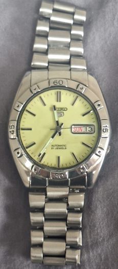 Vintage Seiko 5 Automatic 21 Jewels Mens Watch
