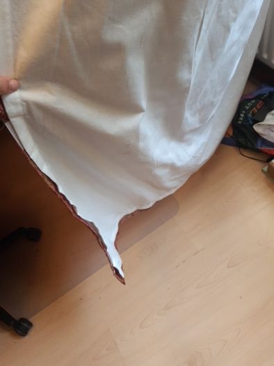 curtains, red/ long