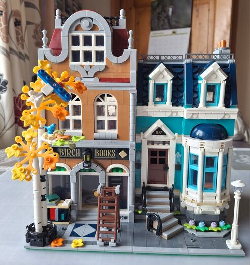 Lego Creator Expert Bookshop Set #10270