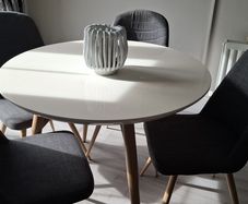 Dining Table & Chairs