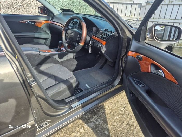 Mercedes-Benz E-Class 2008