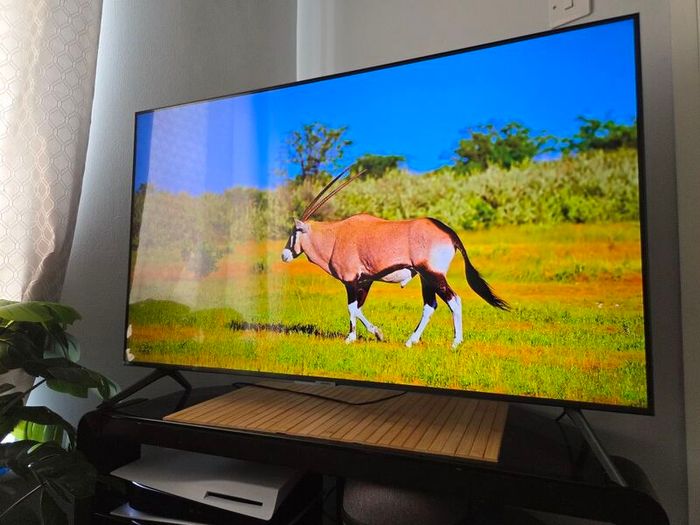 Samsung AU7100 50-inch Crystal UHD