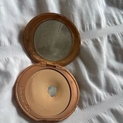 Charlotte Tilbury airbrush flawless finish powder shade 2 medium