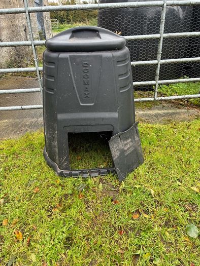 compost bin