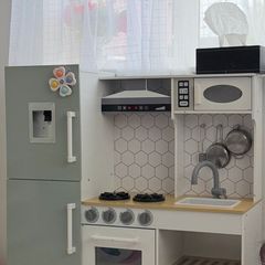 Kids kitchen set