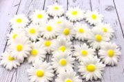 cake toppers sugar flowers