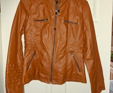 Brand NEW beautiful faux leather hooded jacket, size M