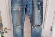 River Island distressed denim cotton jeans 34 inch waist elasticated and 29 inch leg see last two photos for exact measurements FREE STANDARD POSTAGE INCLUDED