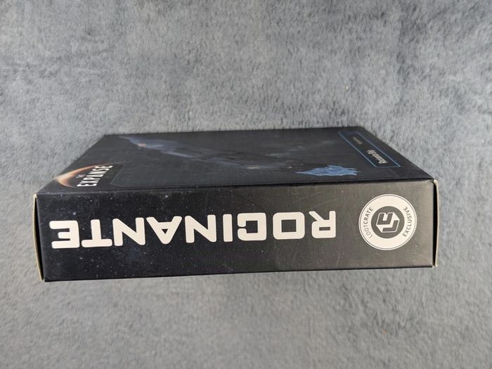 The Exspance Rocinante spacecraft 8 inch replica plus The Exspance Rocinante spacecraft Diorama box lootcrate