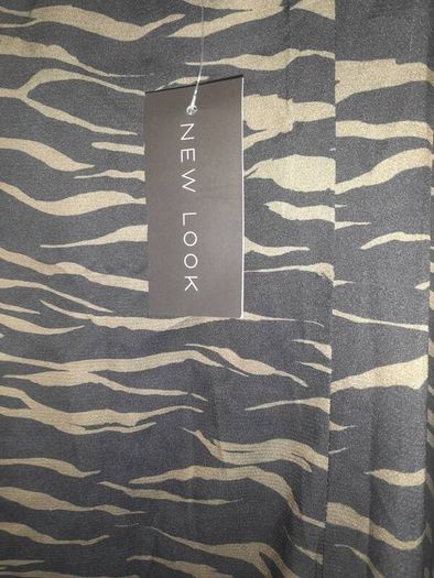 ladies tiger print skirt new with tags size 12