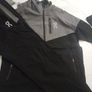 on cloud tracksuit Image 3