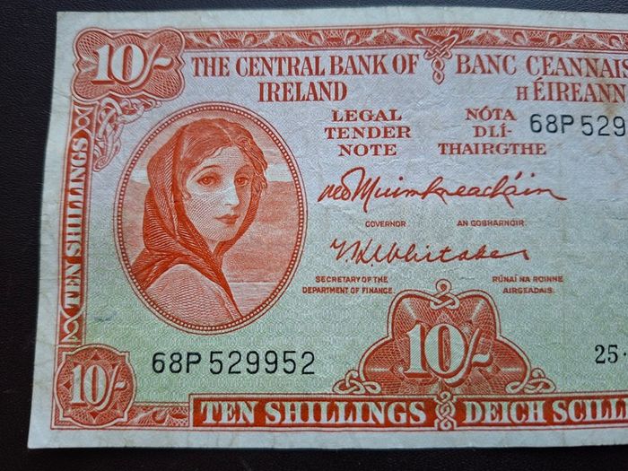 1966 Lady Lavery 10 Shillings#2
