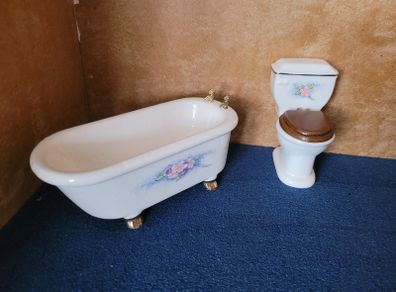 Dolls house Bathroom furniture