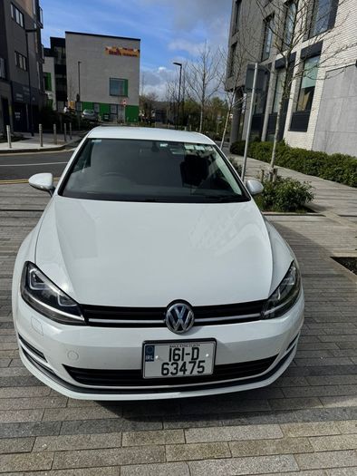 2016 Volkswagen Golf LOW MILEAGE