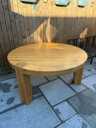 oak dining table