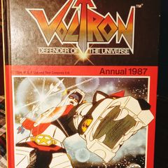 Voltron. Defenders of the Universe Annual