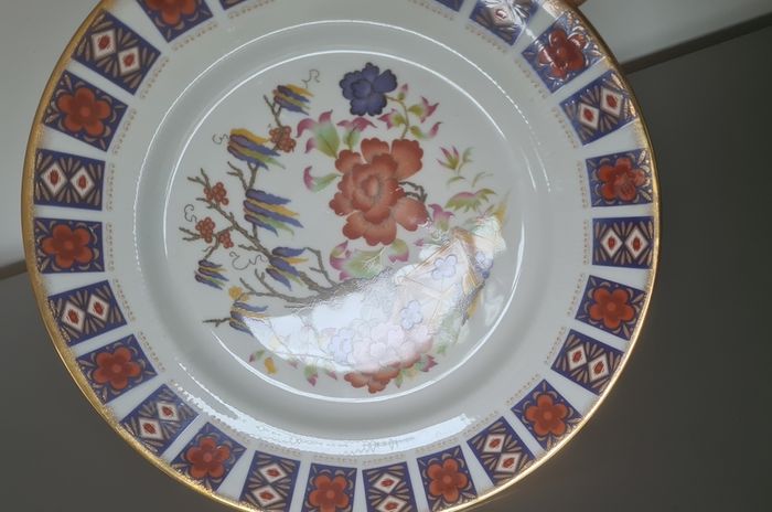 Sandringham  Fine Bone China Decorative Plate