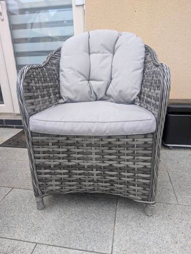 Florida outdoor dining set