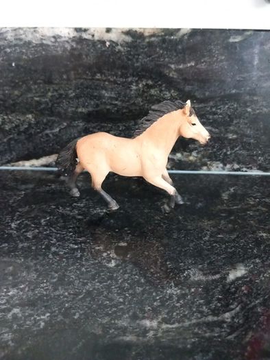Schleich horses x 11