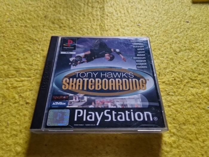 Tony Hanks Skateboarding PlayStation1 ps1 PlayStation2 ps2 games Original