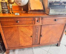 sideboard