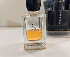 Armani si