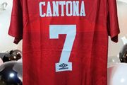 Man Utd (retro /cantona 7) Jersey , Size : Large