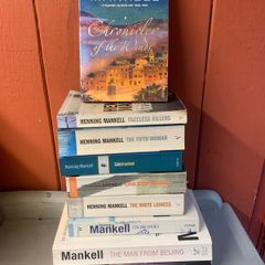 Collection of HENNING MANKEL Books 5 Euro each