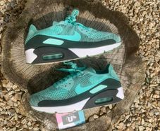 Premium Nike Air Max 90 Flyknit