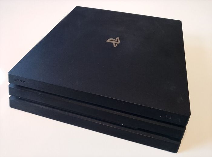 Playstation 4 Pro 1TB HDD PS4