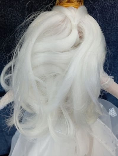 Through the looking glass White Queen doll