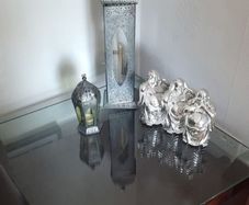 coffee/lamp / or end table. Beautiful smoked glass with dark wood base & shelf. 32 inches square