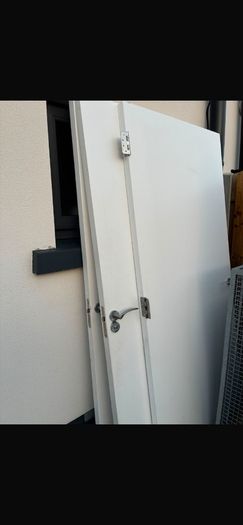 internal door