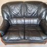 3+2 leather couch Image 2