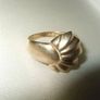 Vintage Hallmarked 9ct Gold 'Oyster' Ring Image 4