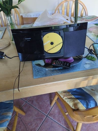 Panasonic SC-HC19 CD Player/Radio/USB Player