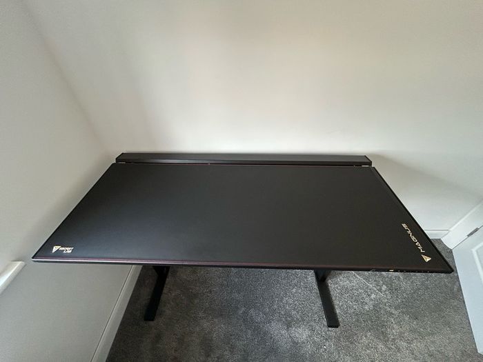 Secretlab Magnus Pro standing desk