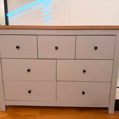 Large 7-Drawer Chest of Drawers Excellent Condition