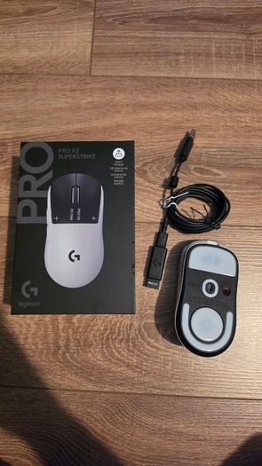 Logitech G PRO X2 SUPERSTRIKE Wireless Gaming Mouse (Custom Corepad Skatez CTRL pre-installed) - White