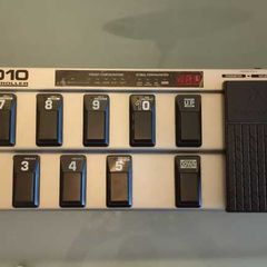 MIDI Pedalboard - Behringer FCB1010
