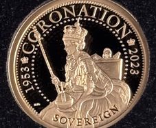 2023 Gold Sovereign 'Anniversary of the Queens Coronation' (8gm) Coin
