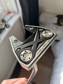 scotty cameron putter